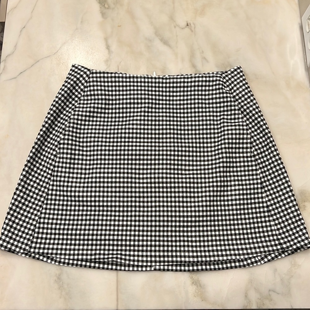 Urban Outfitters XS black white check plaid mini skirt